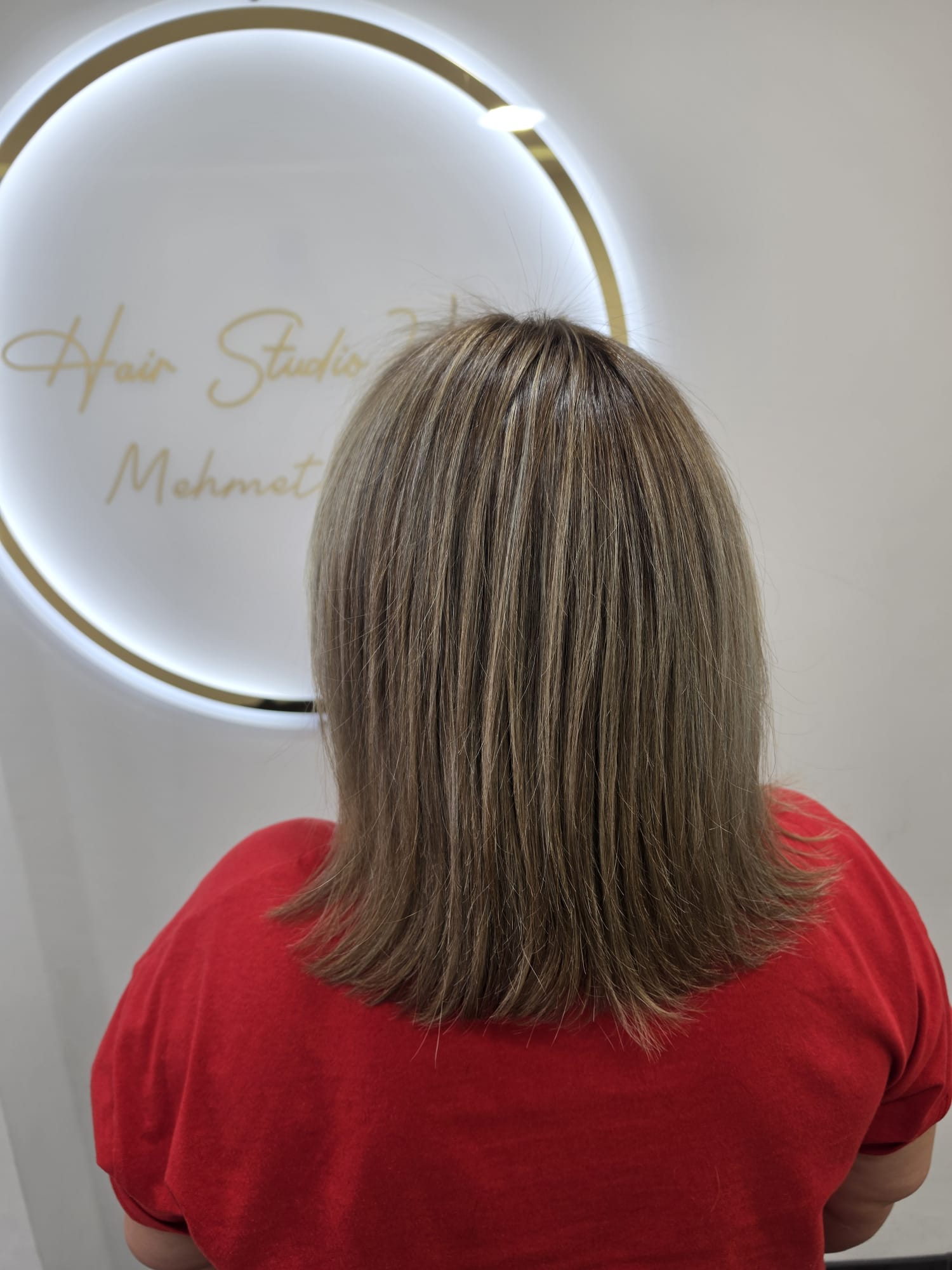 Hair extensions gezet bij Hairstudio Veghel
